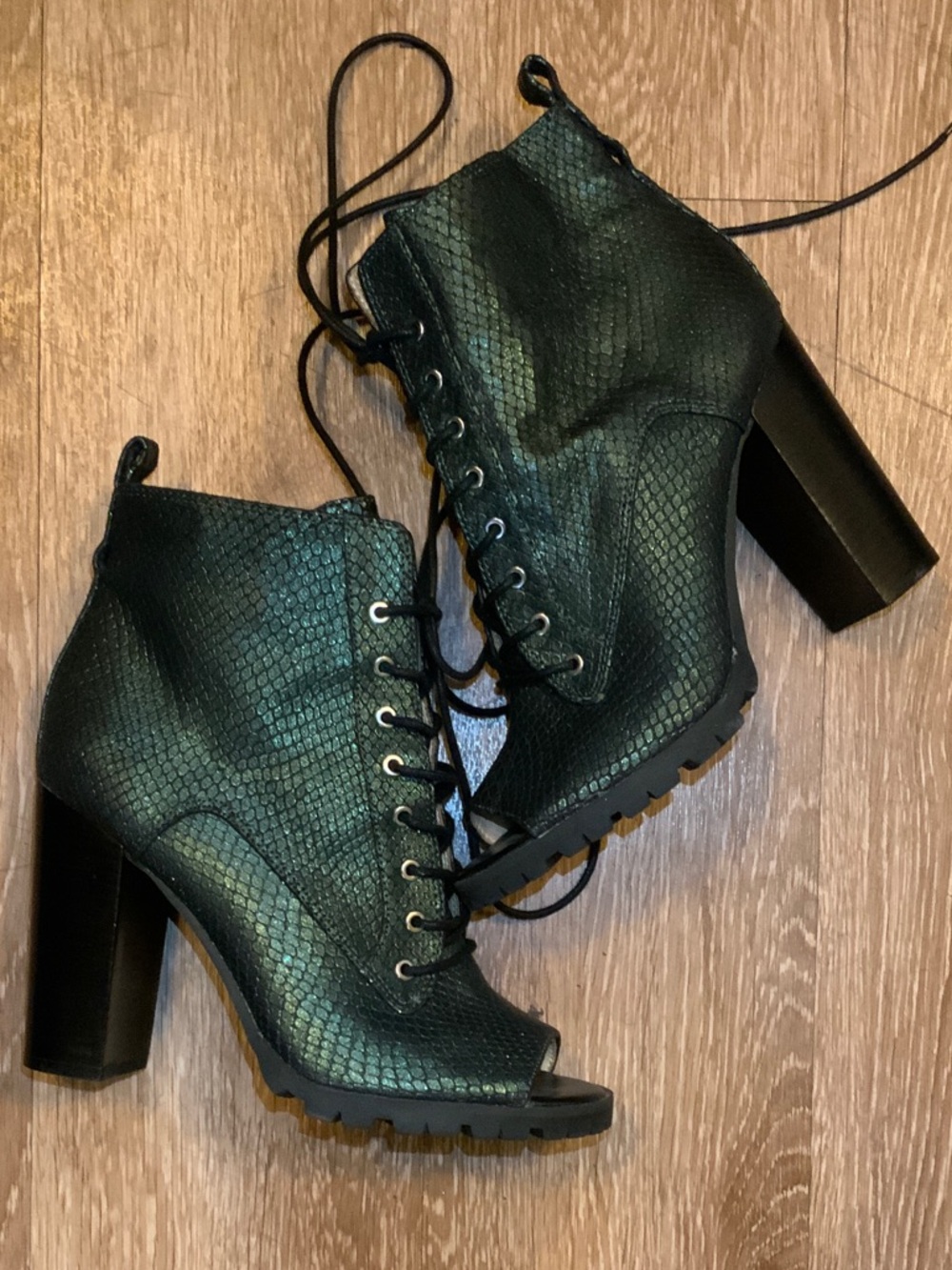 Katy Perry Collections Green Lace-Up Peep Toe Block Heel Boots
